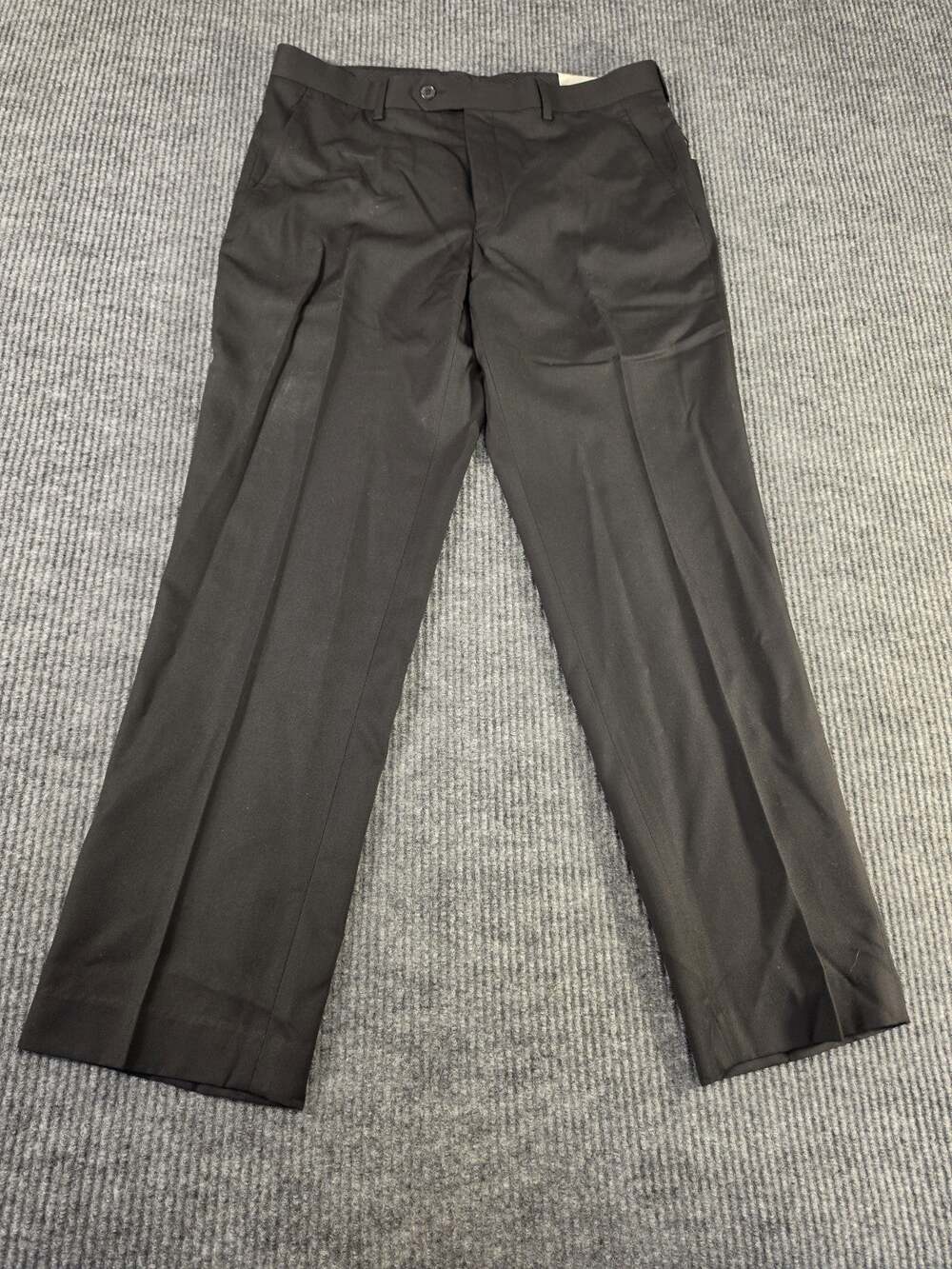 Greg Norman Pleated Men's Golf Dress Pants Size 34x30 NWT